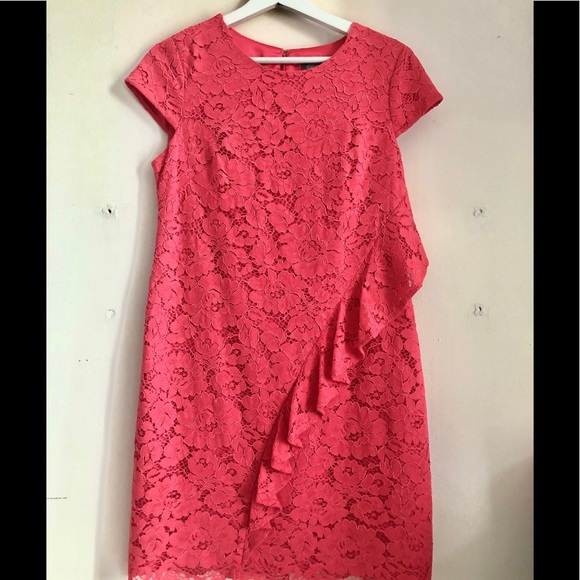 Vince Camuto Women’s Lace Ruffled Party Dress - Picture 4 of 8